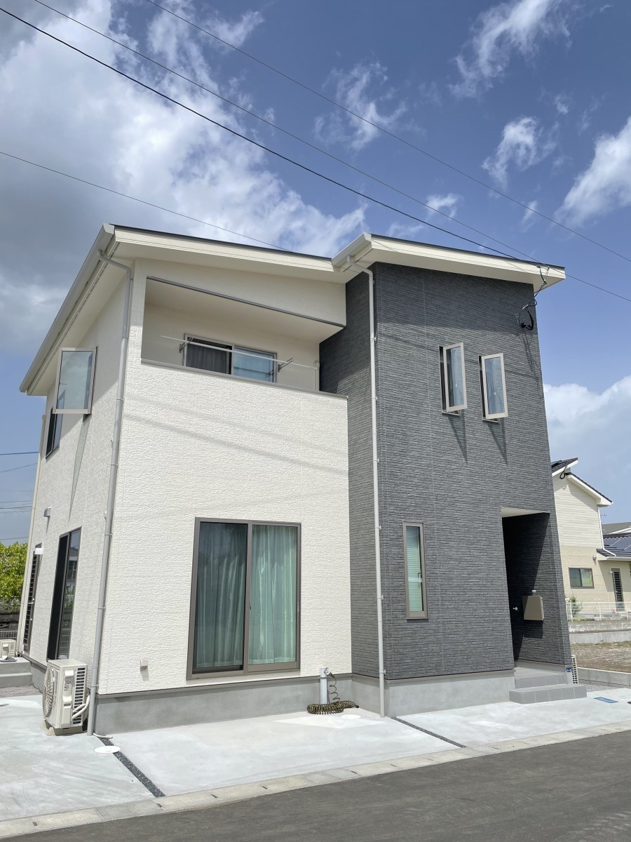 中津市　パプリカHOUSEセントラルガーデン6号棟