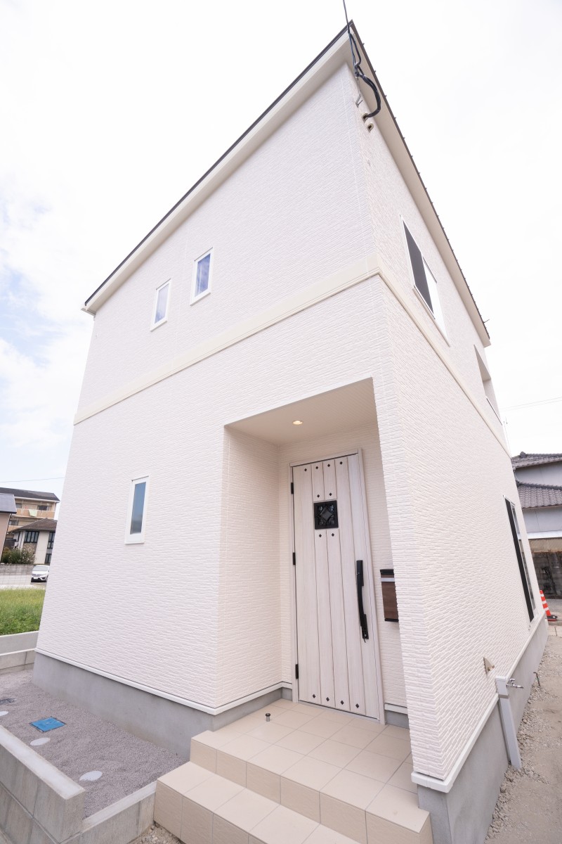 中津市　パプリカHOUSEセントラルガーデン5号棟